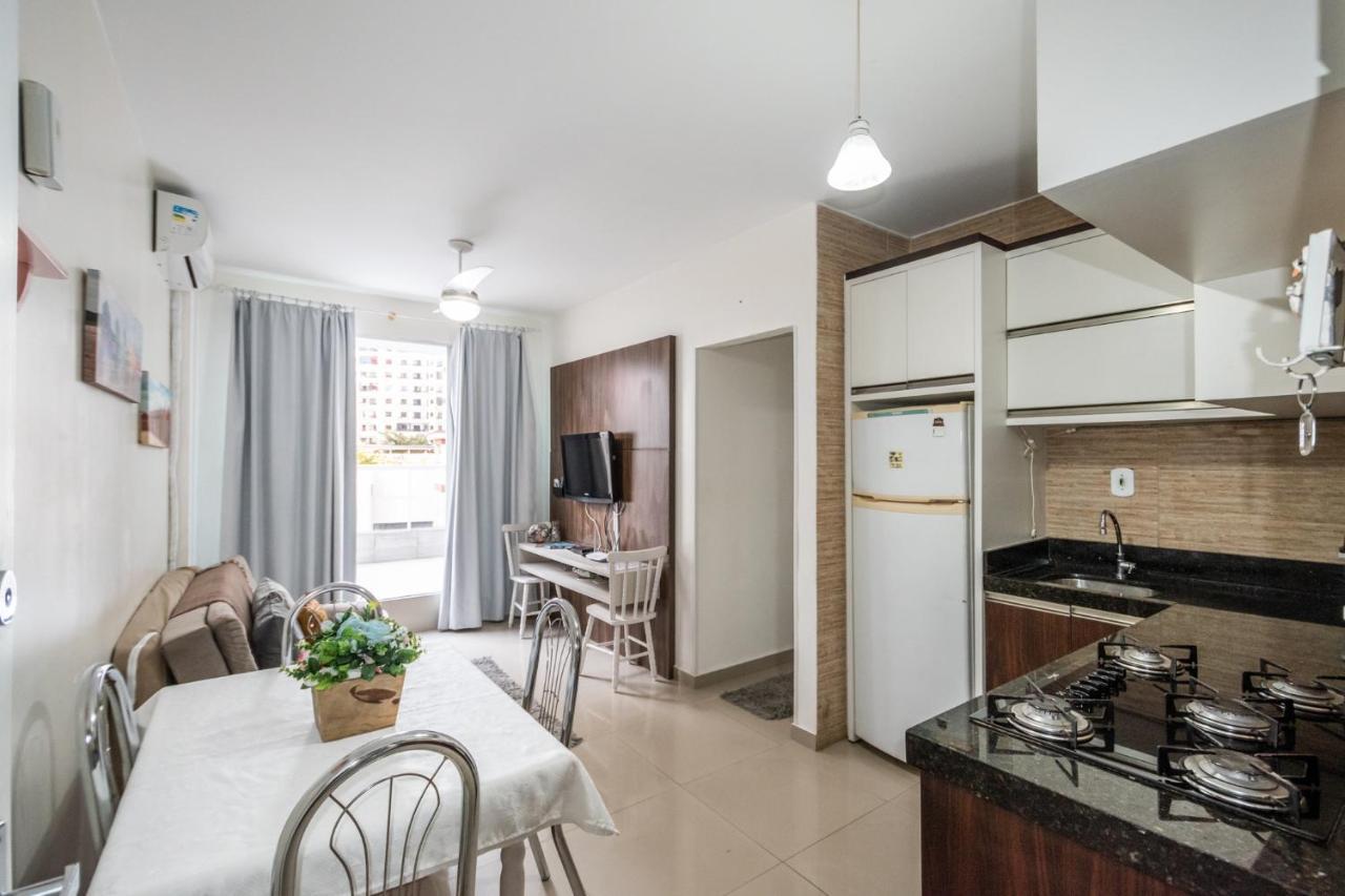 Balneário CamboriúEm Frente Ao Shopping Atlantico! Com Sacada, Garagem E Ar Condicionado公寓 外观 照片